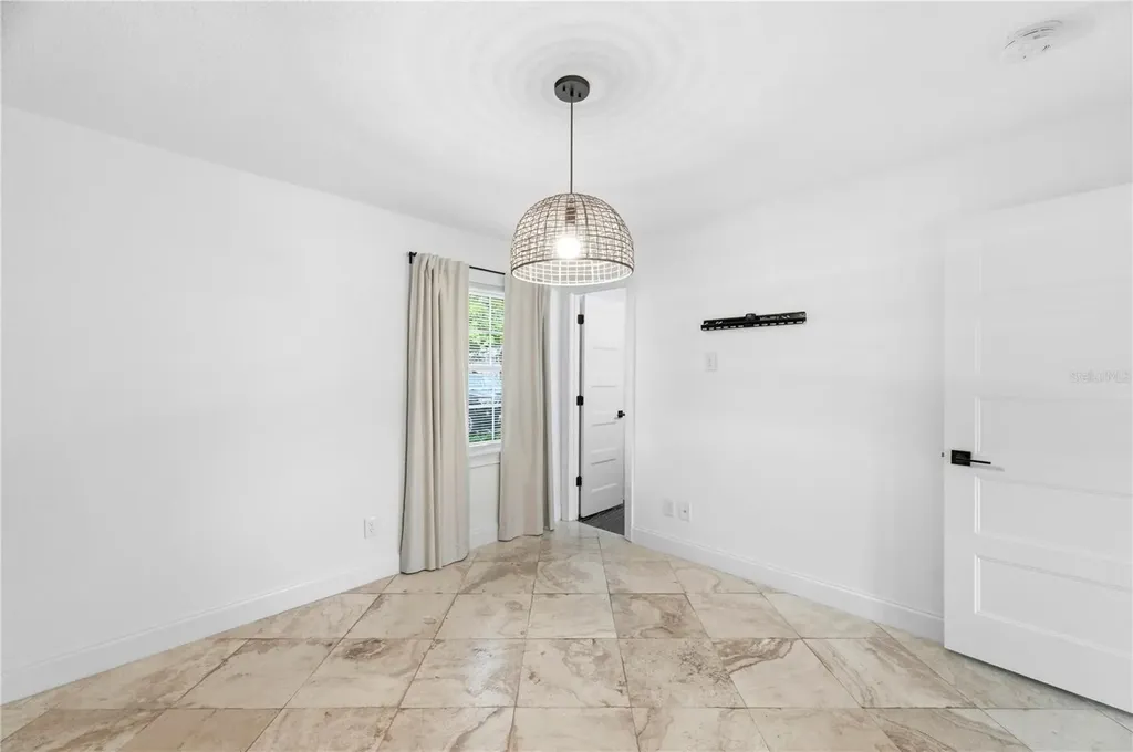 5070 Beach Drive SE St Petersburg FL 33705