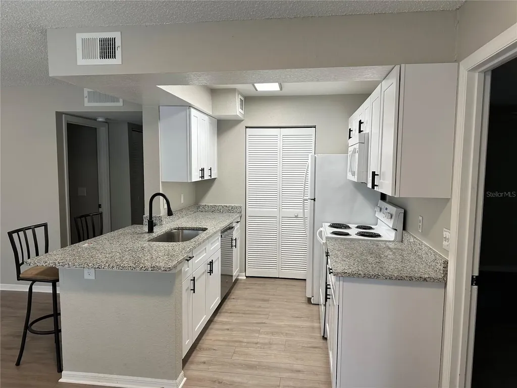 1027 S Hiawassee Road Orlando FL 32835