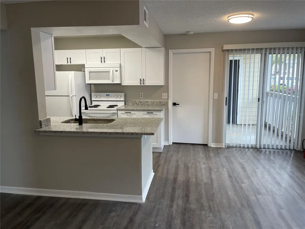 1027 S Hiawassee Road Orlando FL 32835
