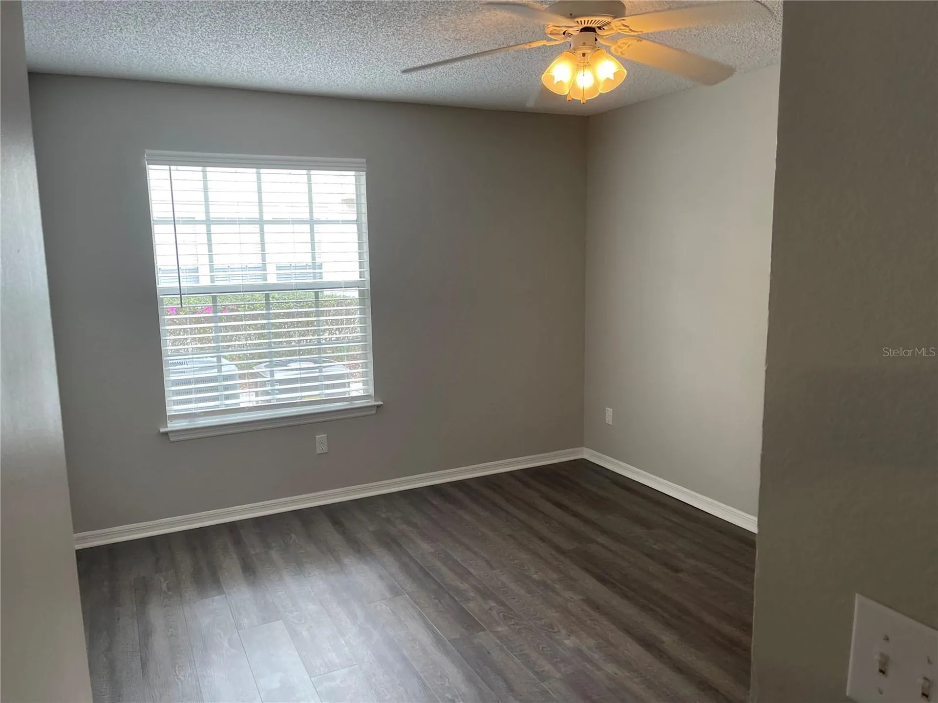1027 S Hiawassee Road Orlando FL 32835