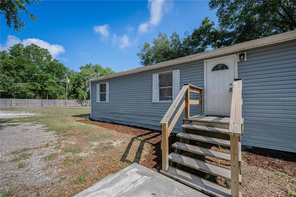 39723 Pretty Pond Road Zephyrhills FL 33540
