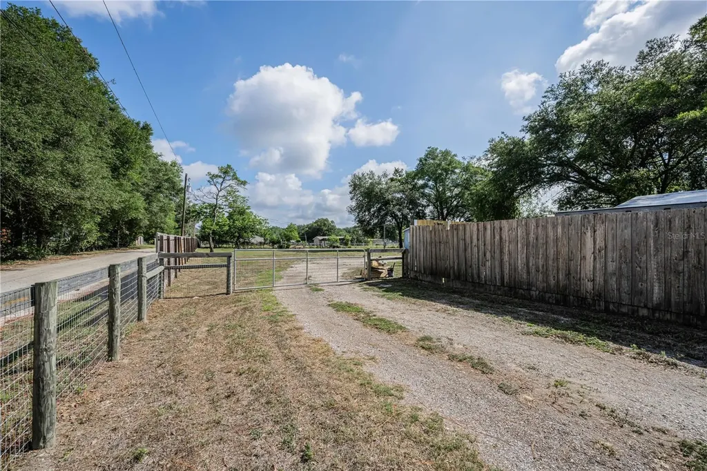 39723 Pretty Pond Road Zephyrhills FL 33540