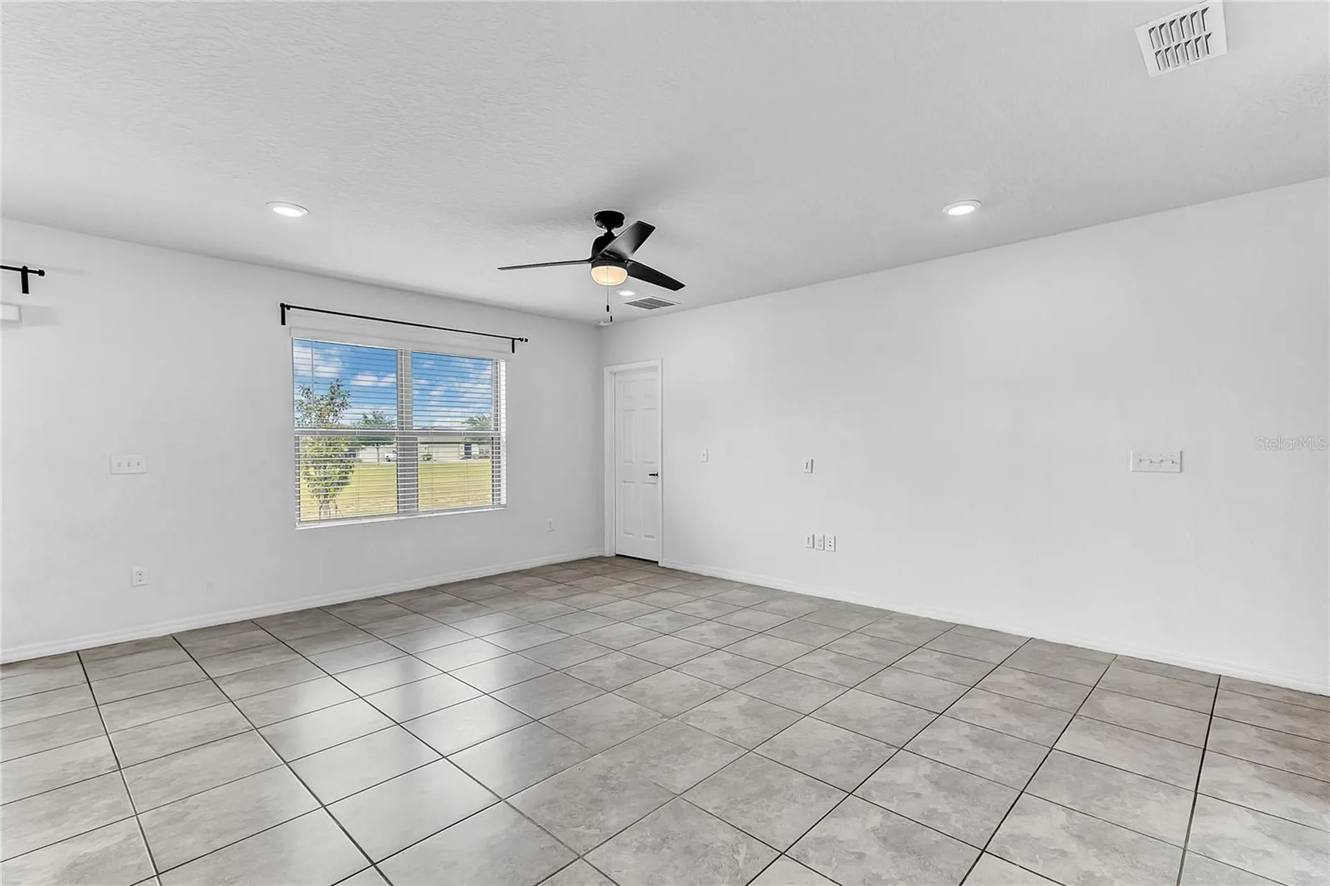 747 Citrus Isle Drive Davenport FL 33837