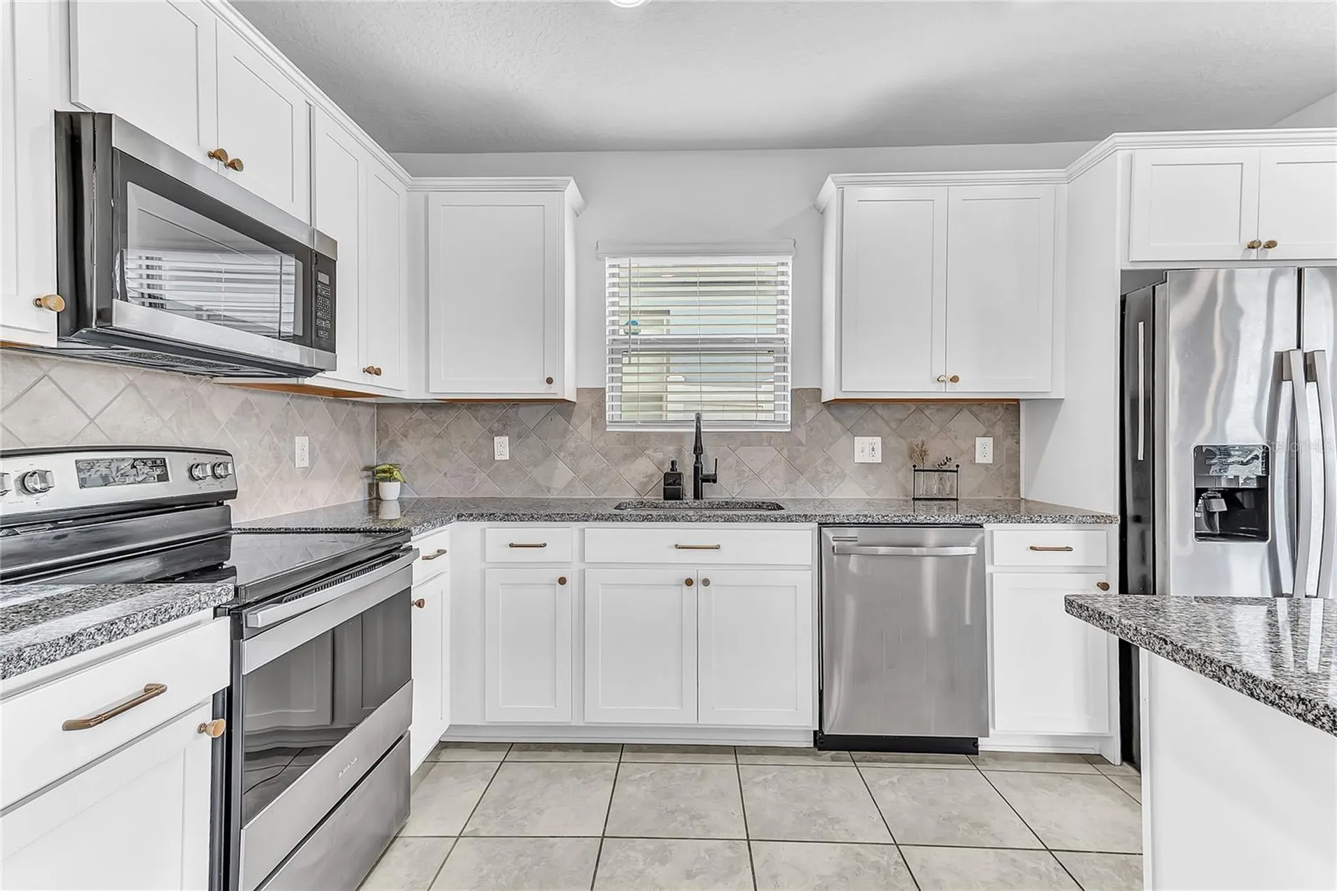 747 Citrus Isle Drive Davenport FL 33837