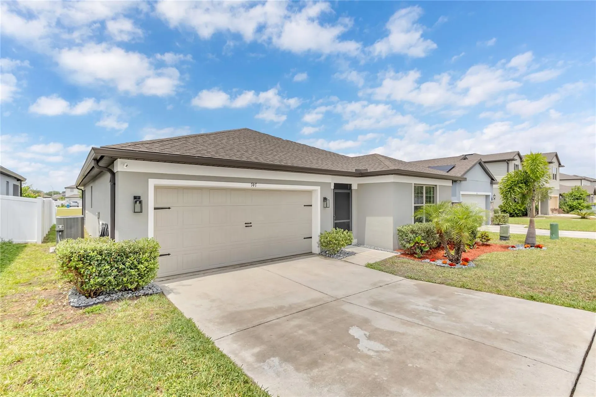 747 Citrus Isle Drive Davenport FL 33837