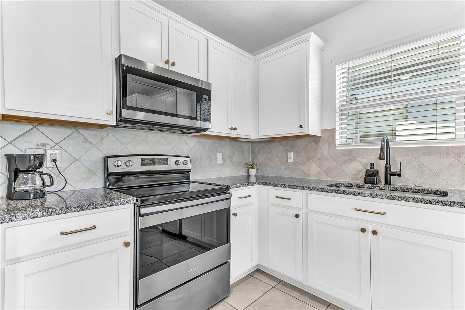 747 Citrus Isle Drive Davenport FL 33837