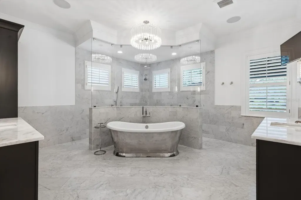 4612 W Browning Avenue Tampa FL 33629