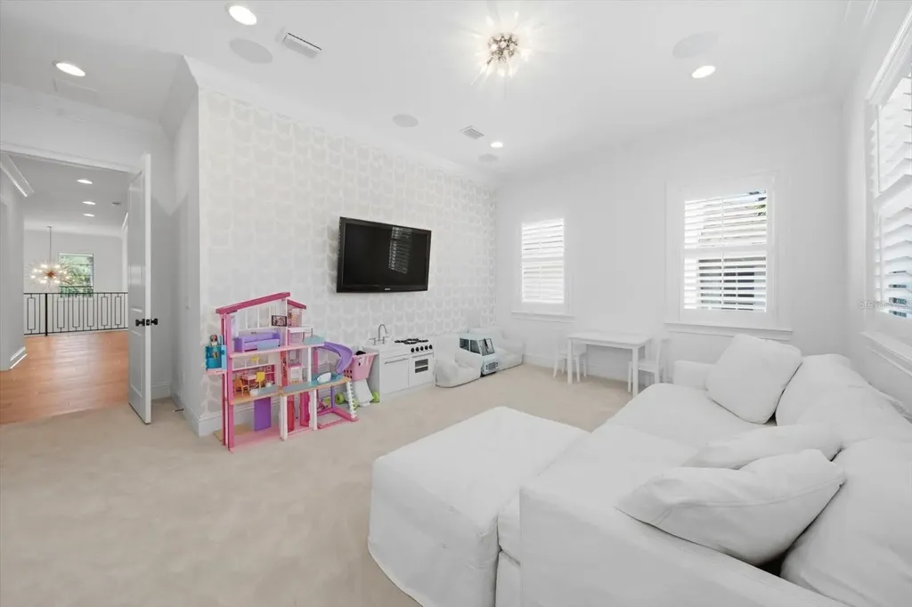 4612 W Browning Avenue Tampa FL 33629