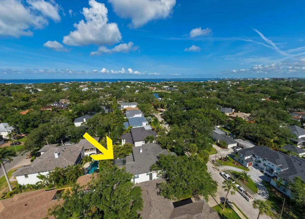 4612 W Browning Avenue Tampa FL 33629