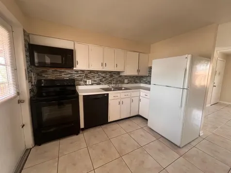 1665 W Oak Ridge Road Orlando FL 32809