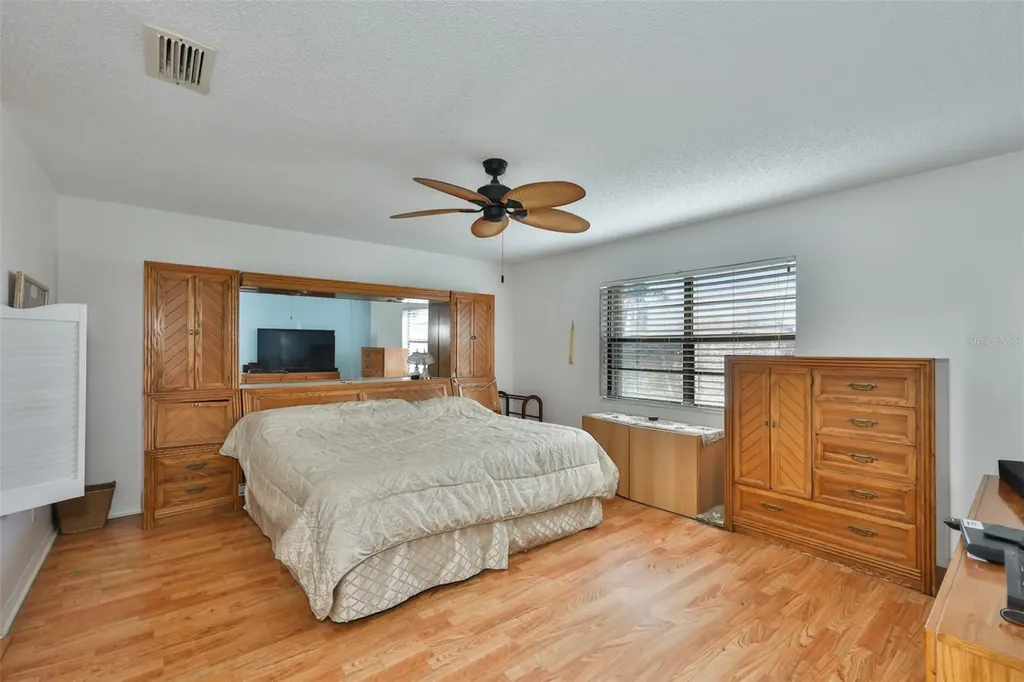 2611 Lancaster Drive Sun City Center FL 33573