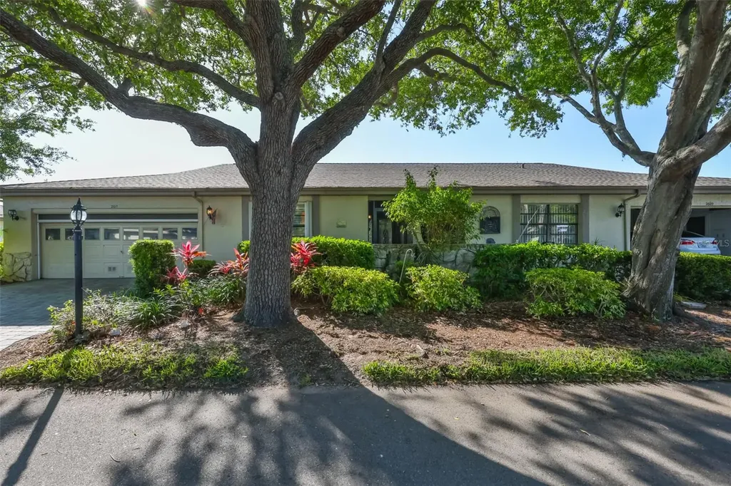 2611 Lancaster Drive Sun City Center FL 33573