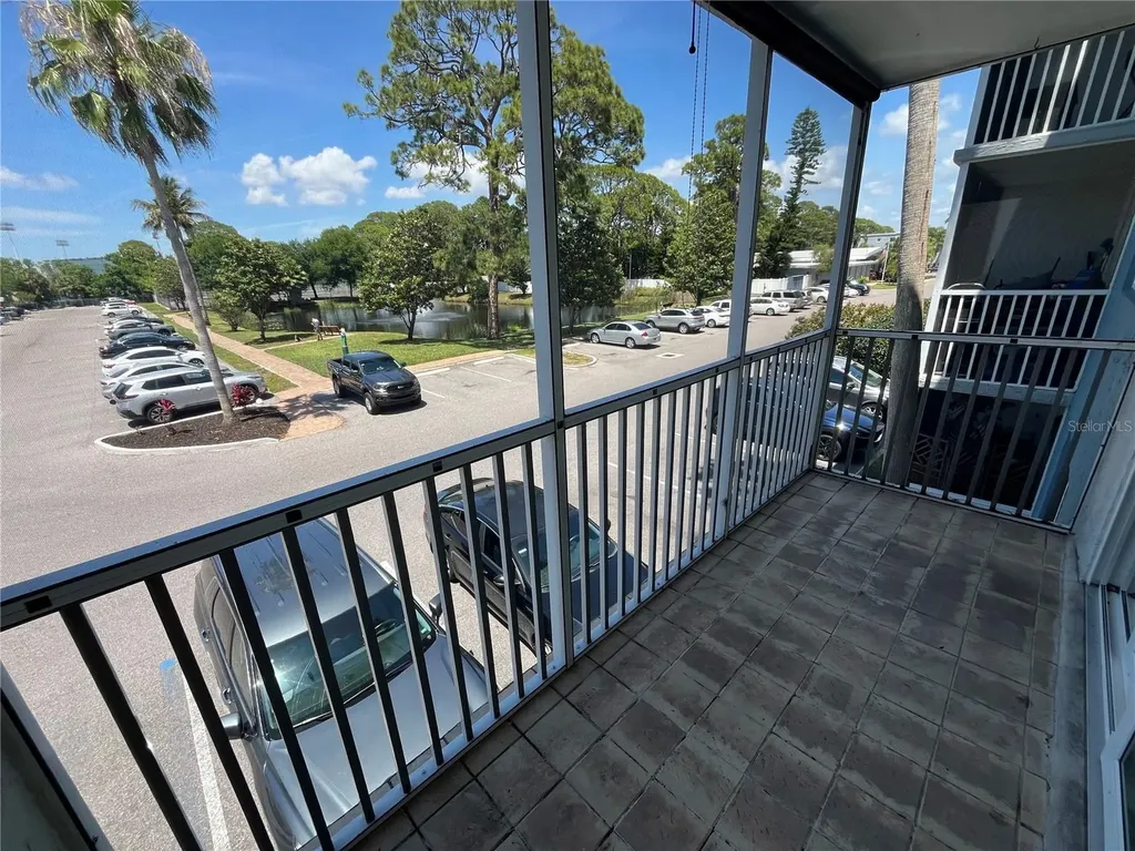2650 Coconut Bay Ln Lane Sarasota FL 34237