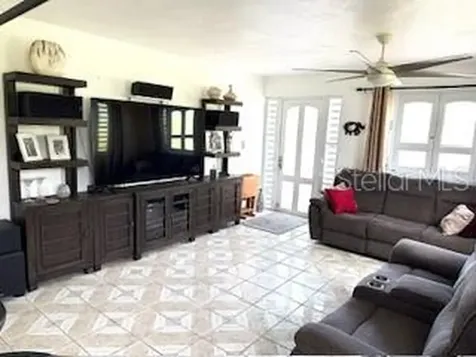 927 Anton Ruiz Humacao PR 00791