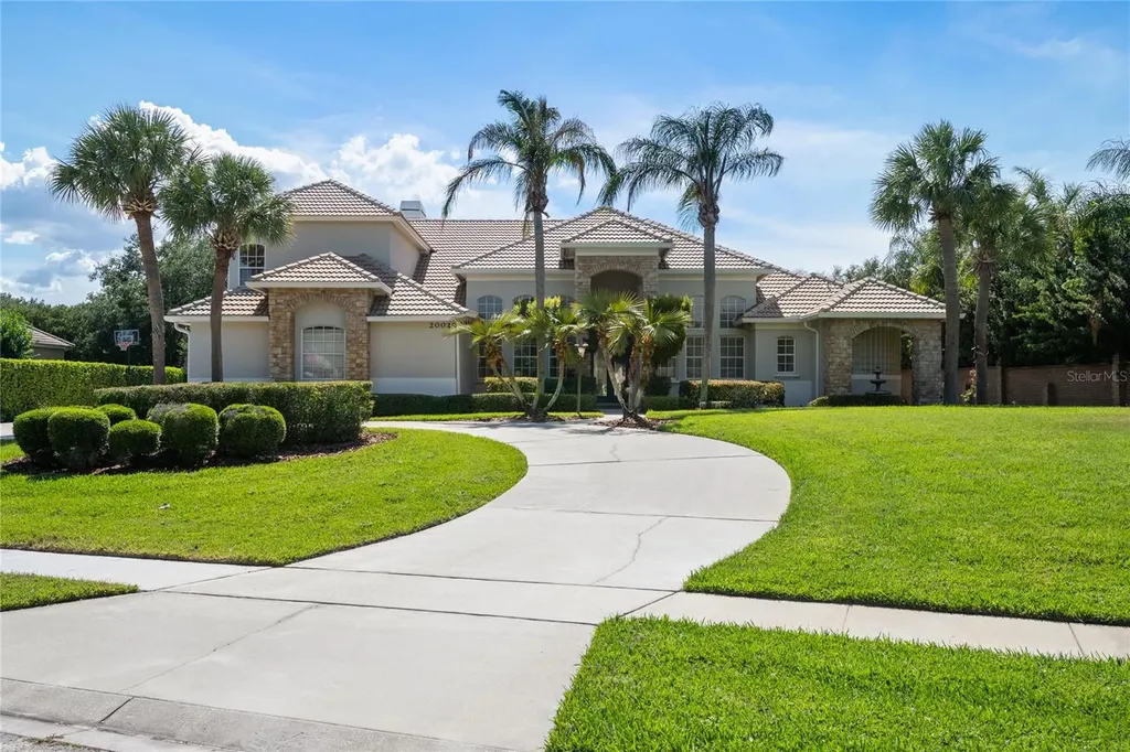 2002 Water Key Drive Windermere FL 34786