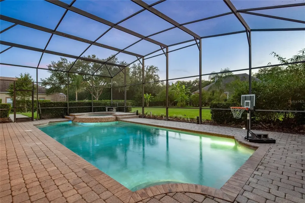 2002 Water Key Drive Windermere FL 34786