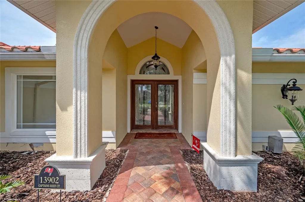 13902 Captains Reef Court Tampa FL 33624