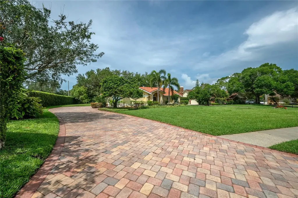 13902 Captains Reef Court Tampa FL 33624