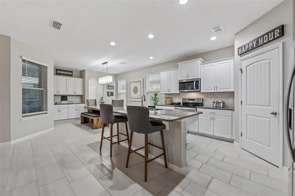9360 Mclaren Alley Winter Garden FL 34787