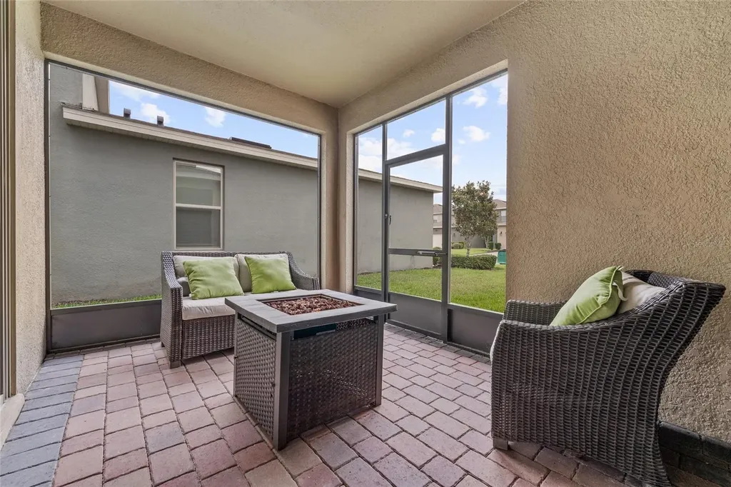 9360 Mclaren Alley Winter Garden FL 34787