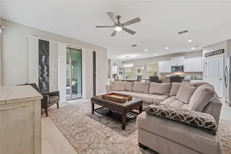 9360 Mclaren Alley Winter Garden FL 34787