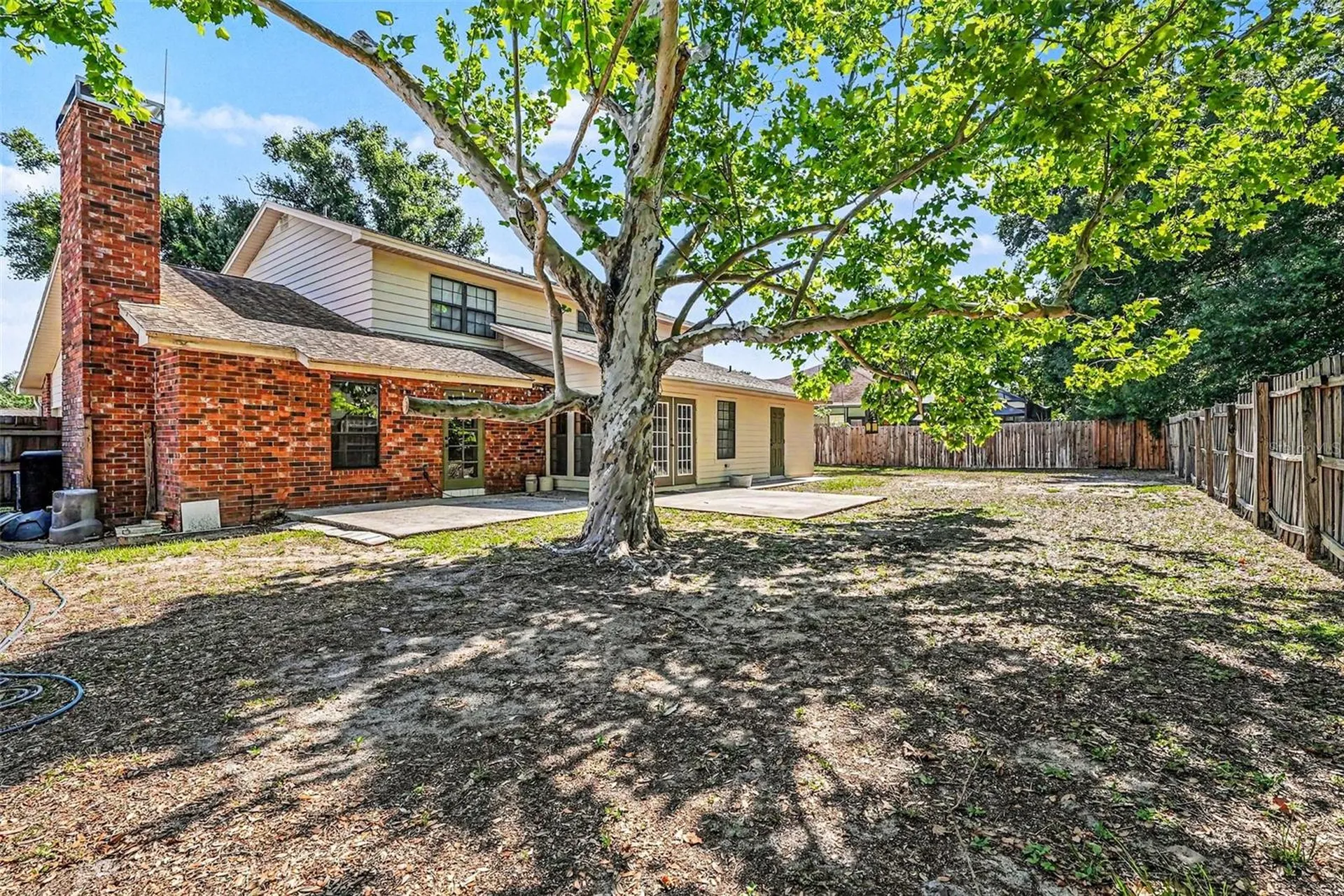 6612 Peachtree Drive Tampa FL 33617