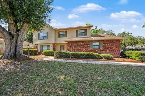 6612 Peachtree Drive Tampa FL 33617