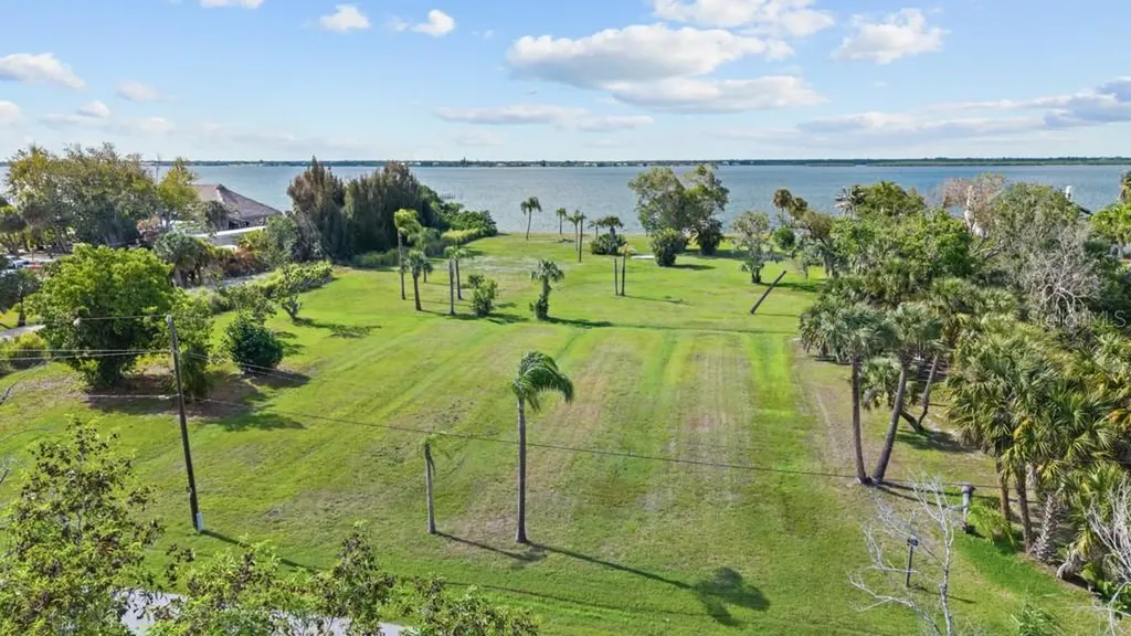 26014 Shore Drive Punta Gorda FL 33950