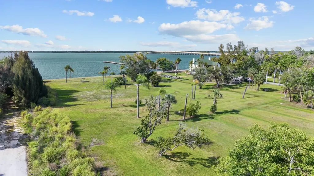 26014 Shore Drive Punta Gorda FL 33950