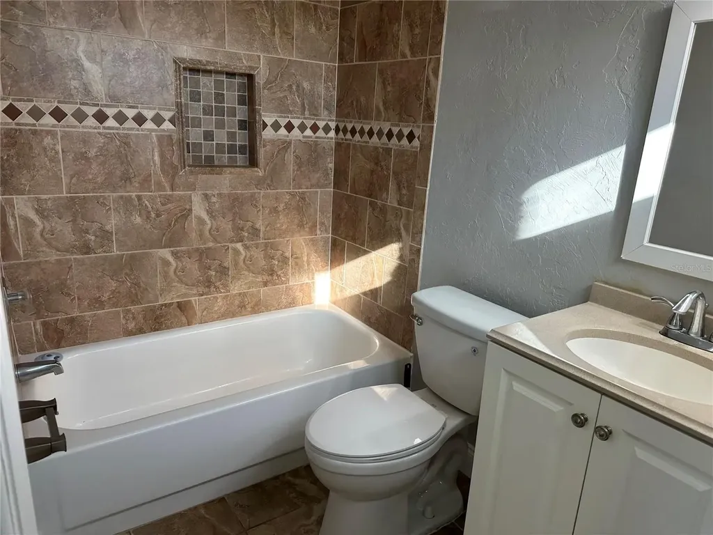 5800 Hollywood Boulevard Sarasota FL 34231