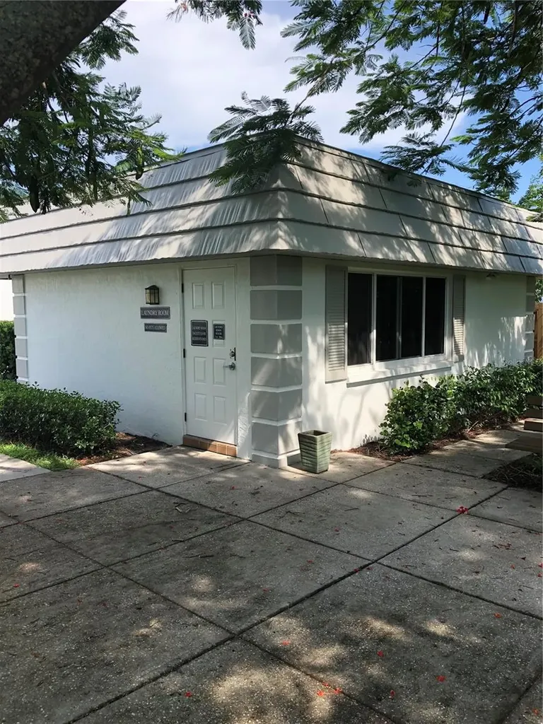 5800 Hollywood Boulevard Sarasota FL 34231