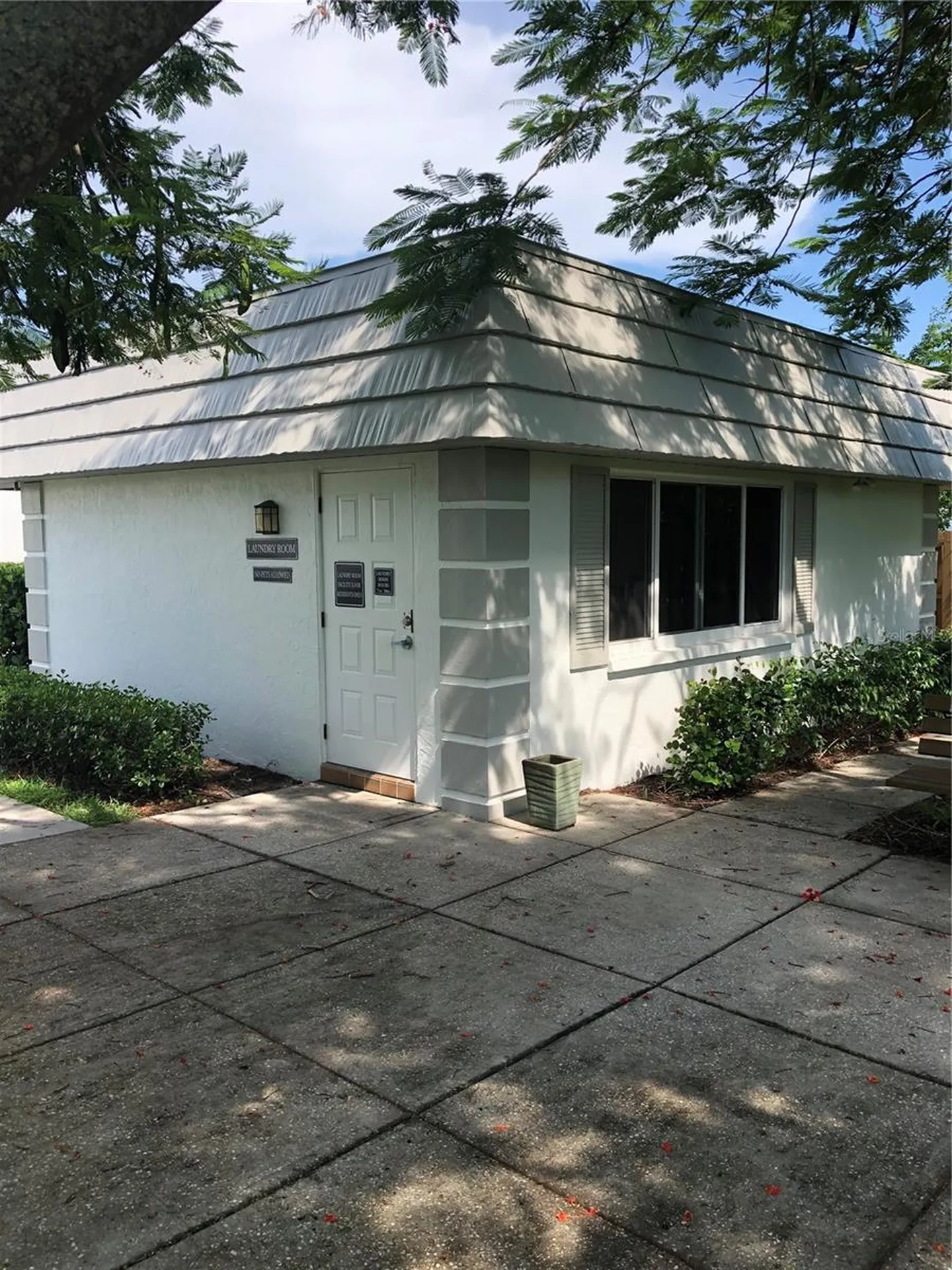 5800 Hollywood Boulevard Sarasota FL 34231
