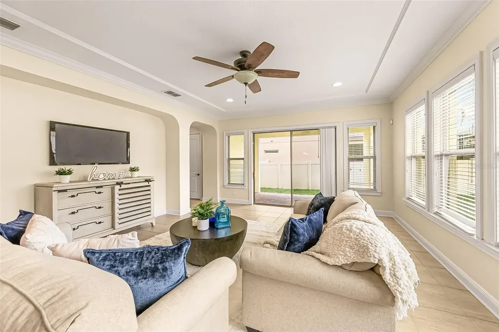 14252 Creekbed Circle Winter Garden FL 34787