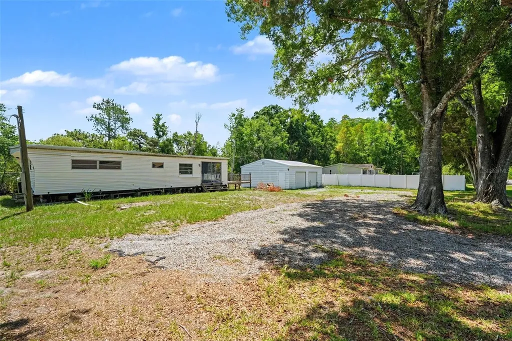 1346 Sierra Pines Boulevard Lutz FL 33558