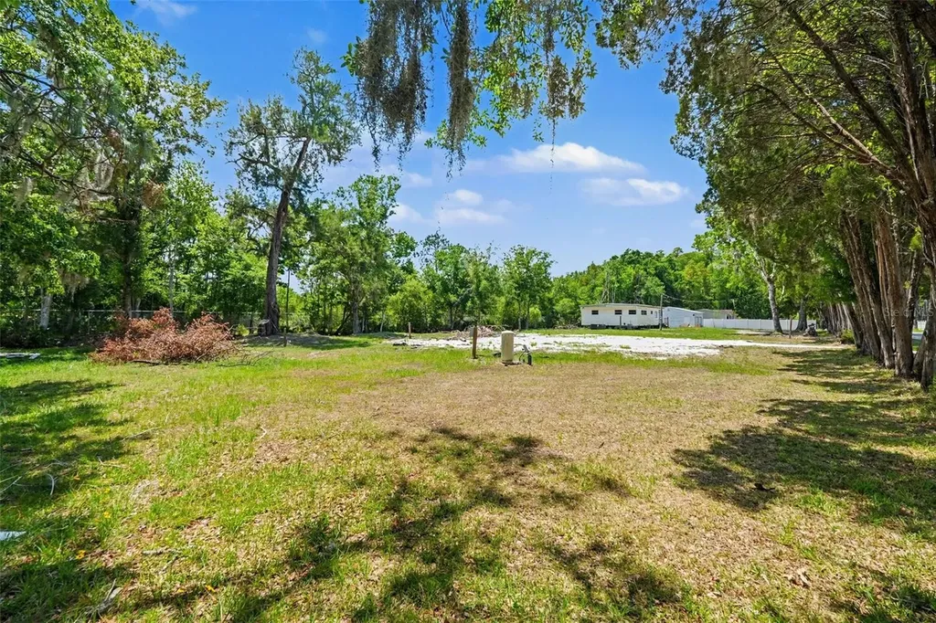 1346 Sierra Pines Boulevard Lutz FL 33558