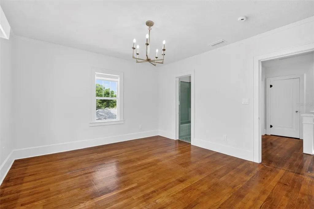 7602 Dartmouth Avenue N St Petersburg FL 33710