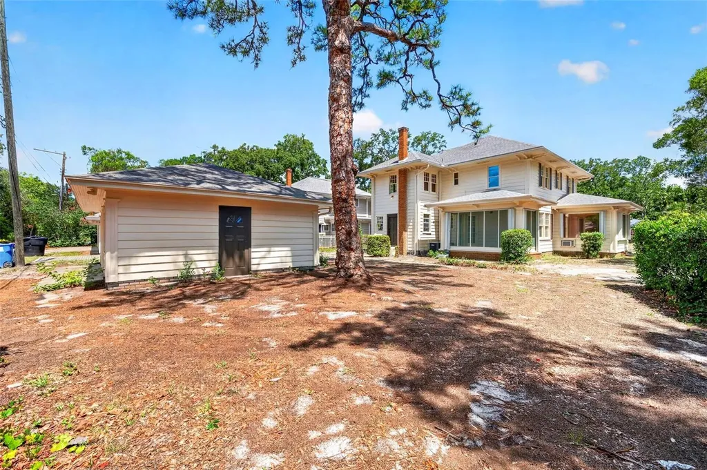 7602 Dartmouth Avenue N St Petersburg FL 33710