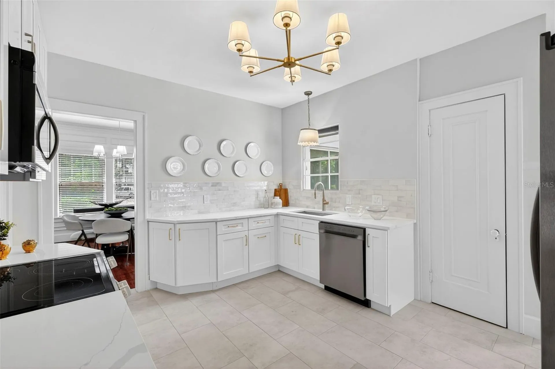 7602 Dartmouth Avenue N St Petersburg FL 33710