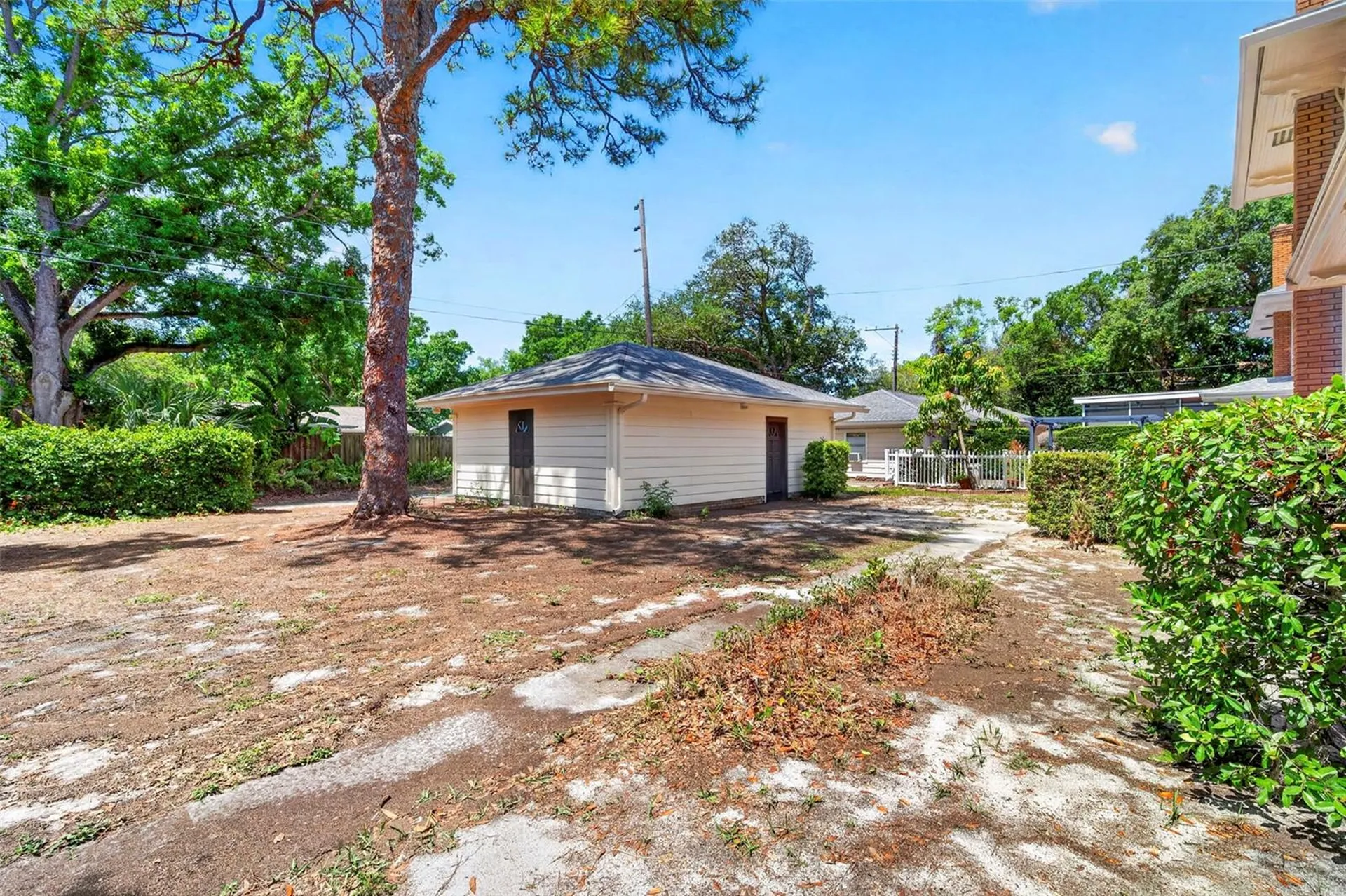 7602 Dartmouth Avenue N St Petersburg FL 33710