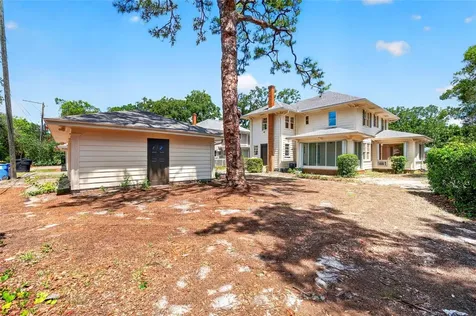 7602 Dartmouth Avenue N St Petersburg FL 33710