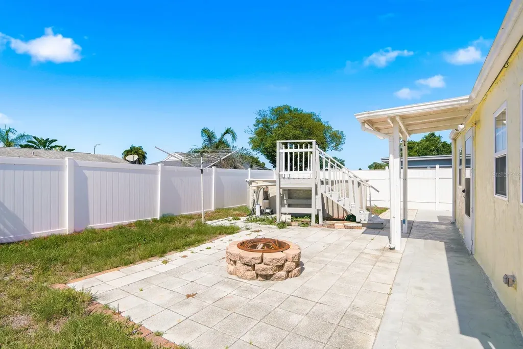 3153 Moog Road Holiday FL 34691