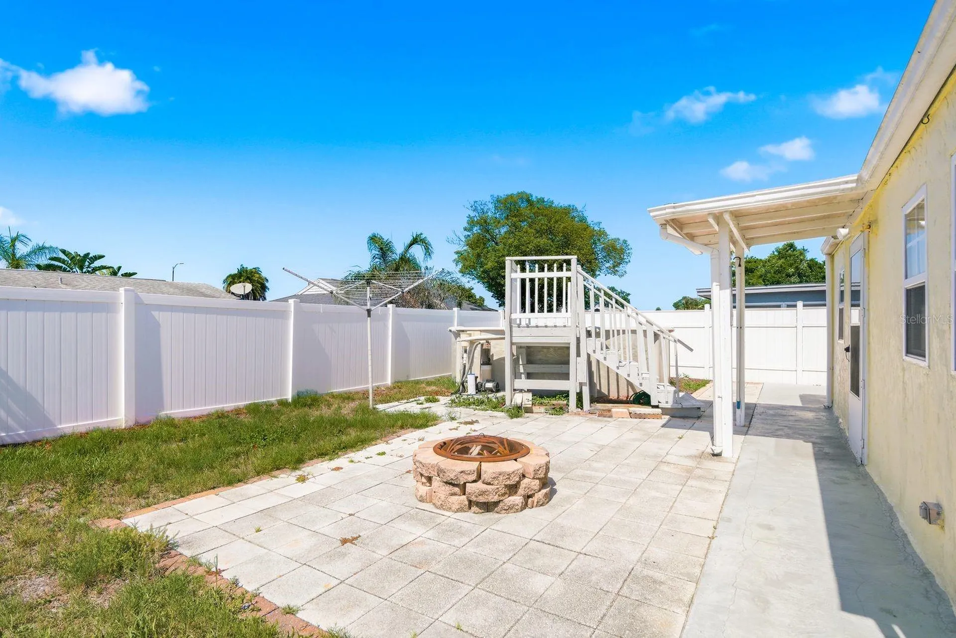 3153 Moog Road Holiday FL 34691