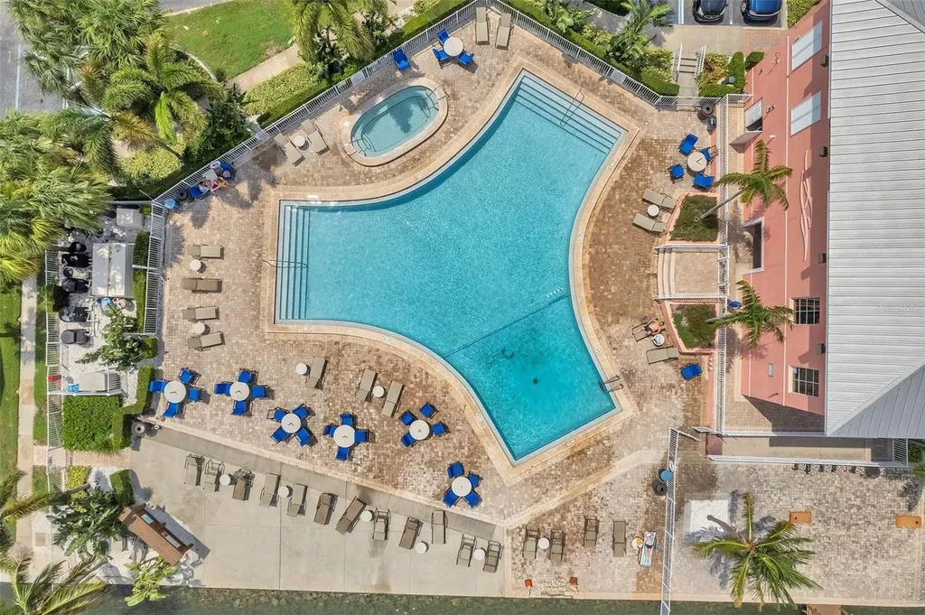 5162 Salmon Drive SE St Petersburg FL 33705