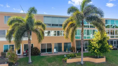 225 Country Club Drive Largo FL 33771