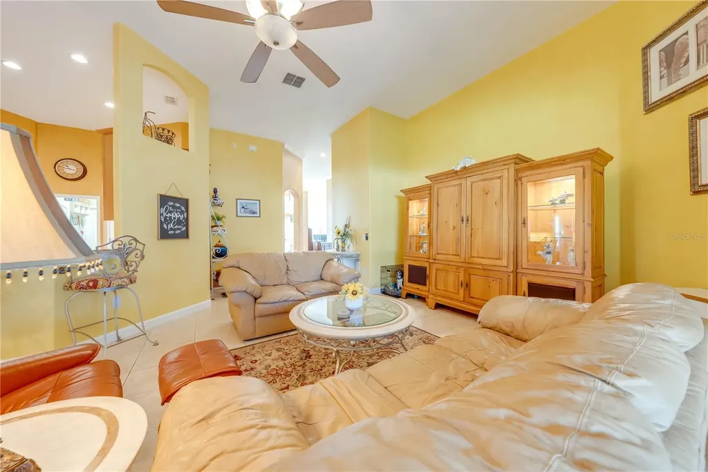 1648 Marina Lake Drive Kissimmee FL 34744