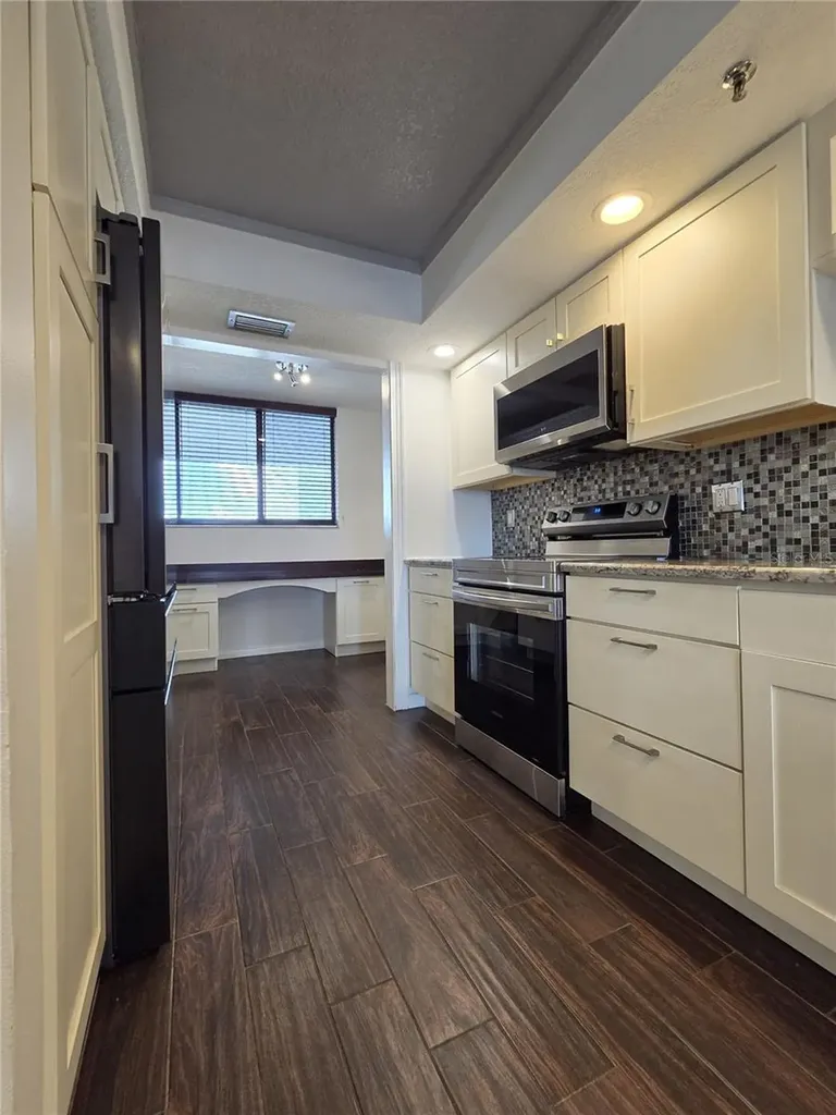 530 E Central Boulevard Orlando FL 32801