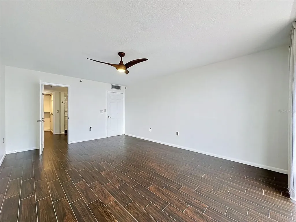 530 E Central Boulevard Orlando FL 32801