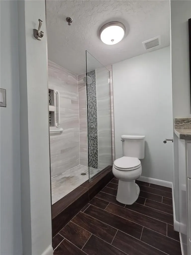 530 E Central Boulevard Orlando FL 32801