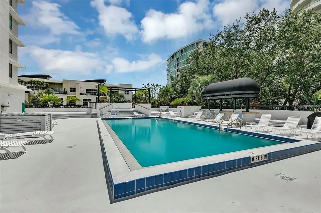 530 E Central Boulevard Orlando FL 32801