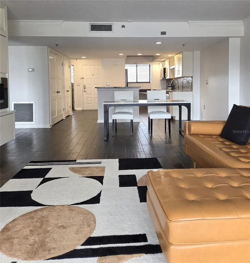 530 E Central Boulevard Orlando FL 32801